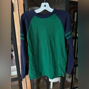 Hanna Andersson boys long sleeve tee crewneck navy colorblock sweater